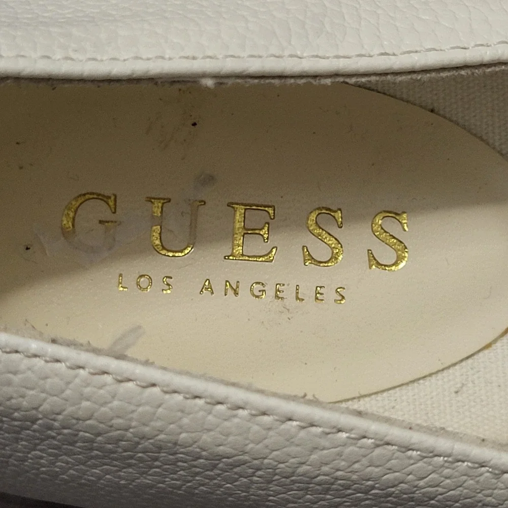 Guess Los Angeles Womens White Pebbled Espadrille Flats Bow Gold Logo Size 10